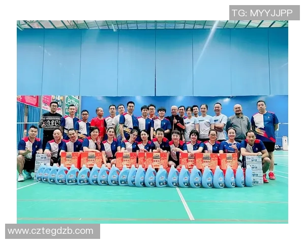 南京羽毛球队与武汉羽毛球队赛后复盘分析灵活性表现及战术调整 南京羽毛球队与武汉羽毛球队赛后复盘分析灵活性表现及战术调整